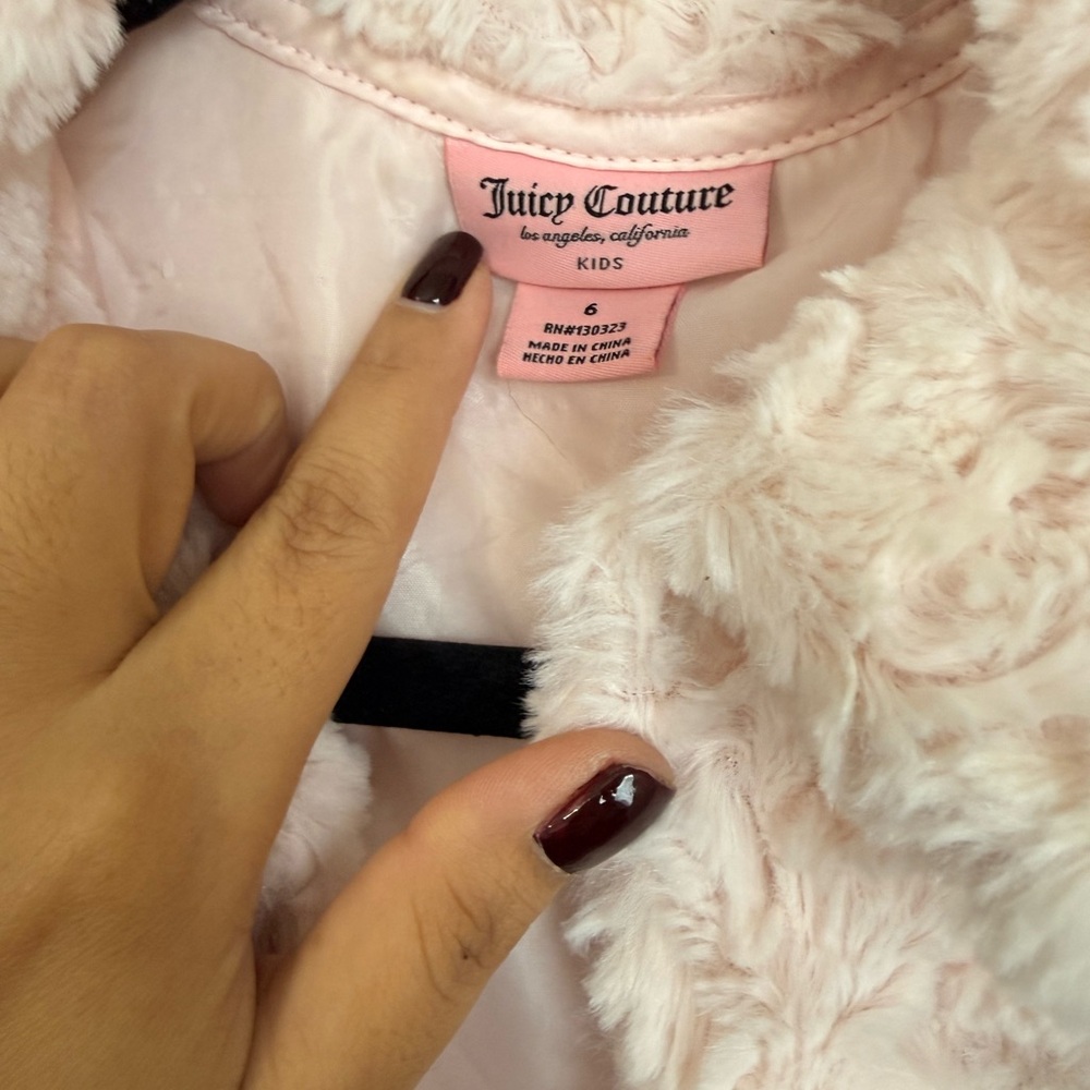 Juicy Couture Girls Faux Fur Pink Coat Size 6 - Picture 2 of 11